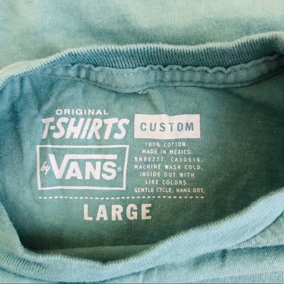 VANS Arrowhead Tee NWOT - Picture 2 of 2